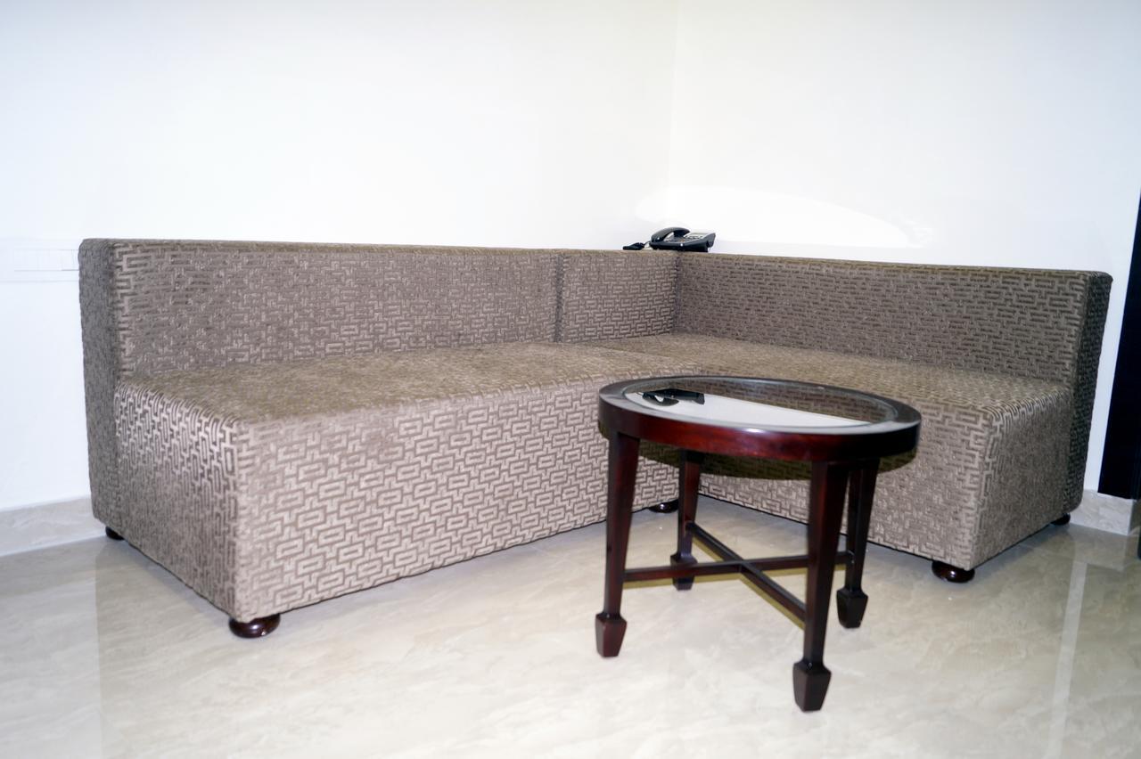Hotel Silver Arcade Malda Ngoại thất bức ảnh